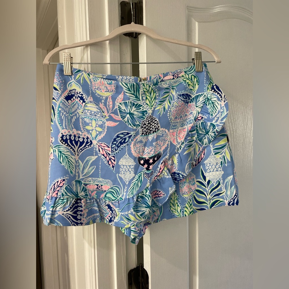 Lilly Pulitzer skort size 4 worn once